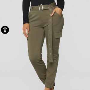 Olive Ponte Cargo Joggers sz M (Juniors)